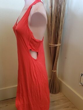 Express Coral Red V-Neck Sleeveless Top